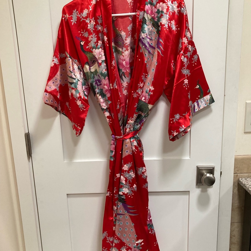 Silky Red Floral Kimono Robe